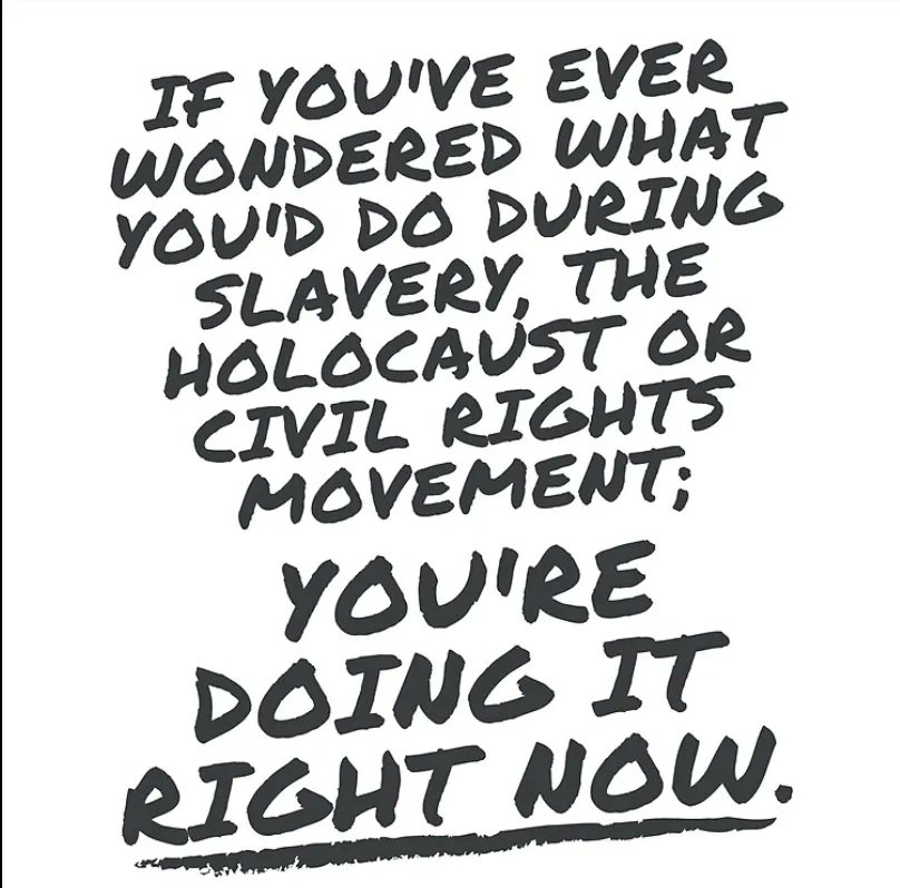 Sá þetta fyrst fyrir nokkrum árum og þessi setning sækir meira og meira á mig. 
Ásækir mig því ég veit að ég geri ekki nóg!
Ásækir mig því ég veit að það kemur aldrei sú lína þar sem lögregla segir "nei! þetta geri ég ekki í nafni þess að vera bara að vinna vinnuna mína"