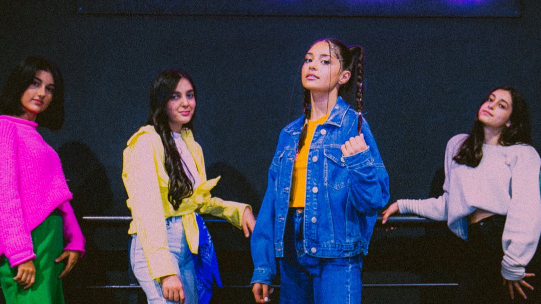 Armenia_In_ESC's tweet photo. Sharing good vibes only 🤩
#JuniorEurovision #Armenia #Nare https://t.co/y6izoNLRQd
