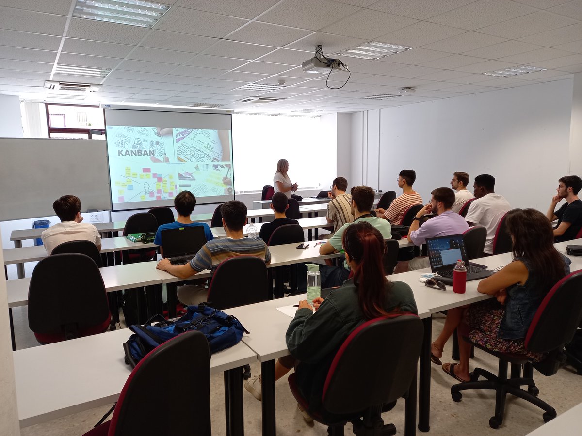 El viernes 28 comenzaron los talleres que hemos preparado para <a href="/DatcoMugr/">Máster DATCOM UGR</a> y <a href="/ETSIIT_UGR/">ETSIIT -UGR-</a>. El primer taller fue sobre la gestión del tiempo a través del uso de metodologías ágiles, y fue impartido por <a href="/RaquelMMarin/">Raquel M. Marín Cámara</a>.

<a href="/canalUGR/">Universidad Granada</a> <a href="/aytogr/">Ayuntamiento de Granada</a> <a href="/FundacionPTS/">Fundación PTS (Parque Tecnológico de la Salud)</a> <a href="/CCGranada/">Cámara de Granada</a> <a href="/dipgra/">Diputación de Granada</a> <a href="/IndustriaAnd/">Consejería de Industria, Energía y Minas</a>