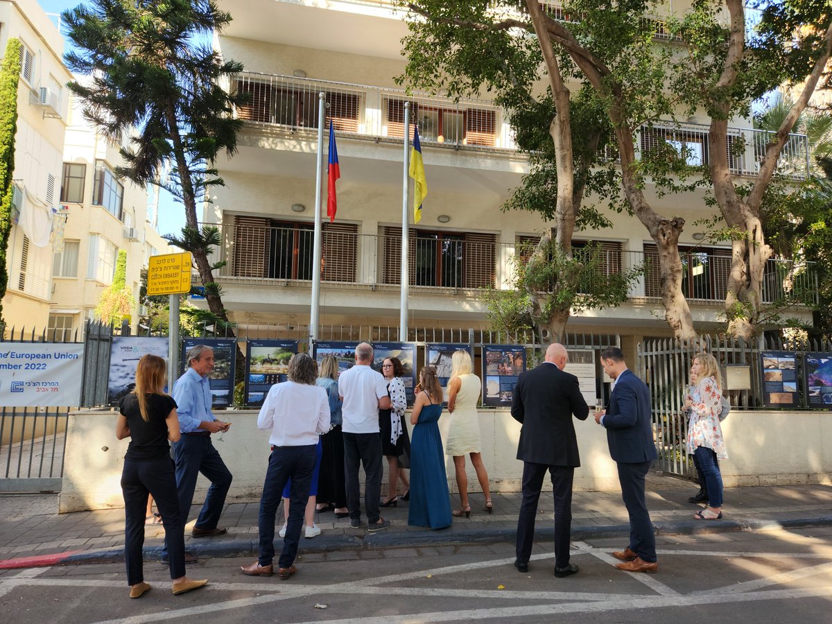 CCTelAviv's tweet photo. We are pleased that the festive opening of the exhibition Water & Civilization was attended by the Czech Ambassador Martin Stropnický!
@CzechEmbassyIL
#CzechCentres #CzechCultureToTheWorld #CZPRES2022 @EU2022_CZ https://t.co/D2hG9lpE7z