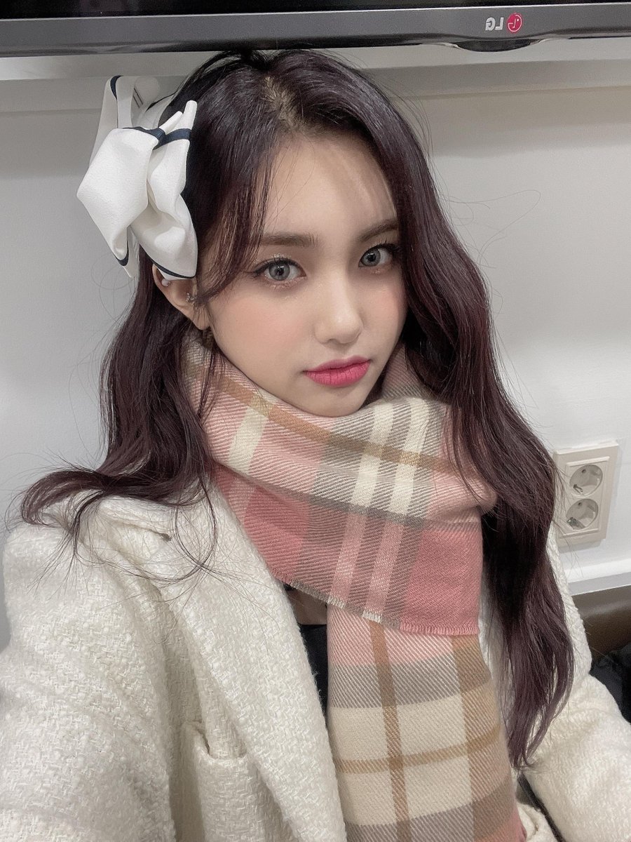 PPUPPU721's tweet photo. 춥다 추워
짱짱이겨울소녀 온다 https://t.co/KX1QTvZf5o