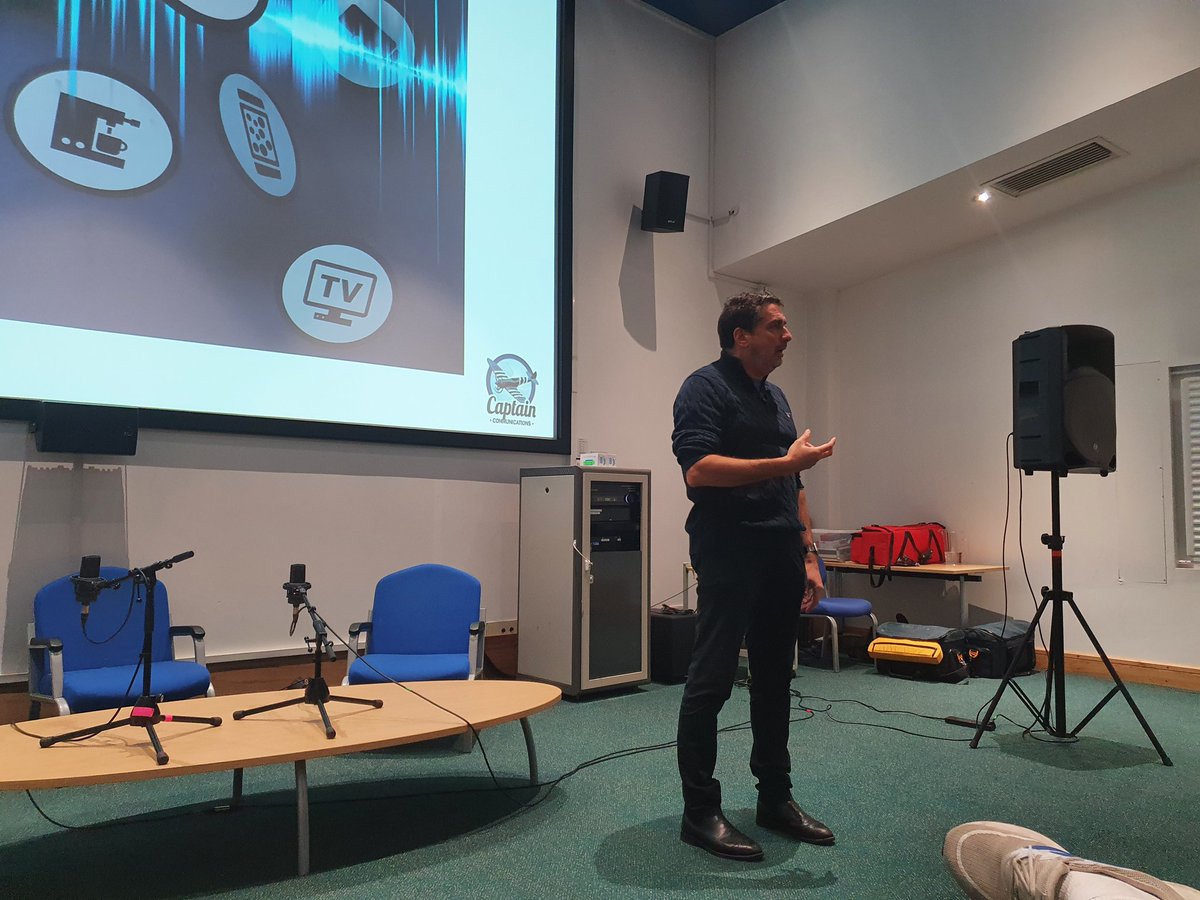UoGjourno's tweet photo. 'Learn to love your voice - it can help you control your whole universe.'
Fantastic session with the great @voiceofsiri at our #creativefest today https://t.co/k6y1Xi2asc