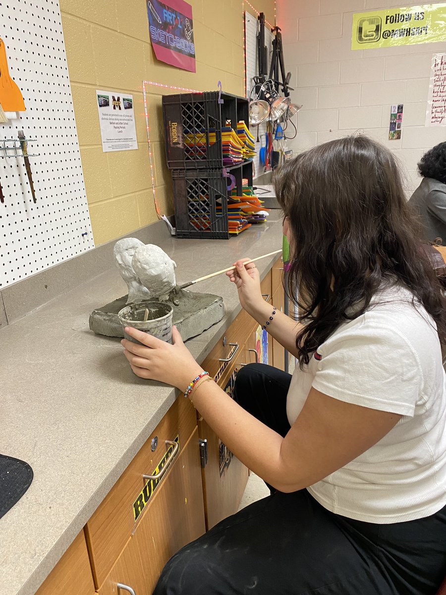 ORTIZ_MWHSART's tweet photo. I feel so grateful to lead such hard working students who are dedicated to perfecting their craft and always trying new things!! https://t.co/AmfL8KiTHU