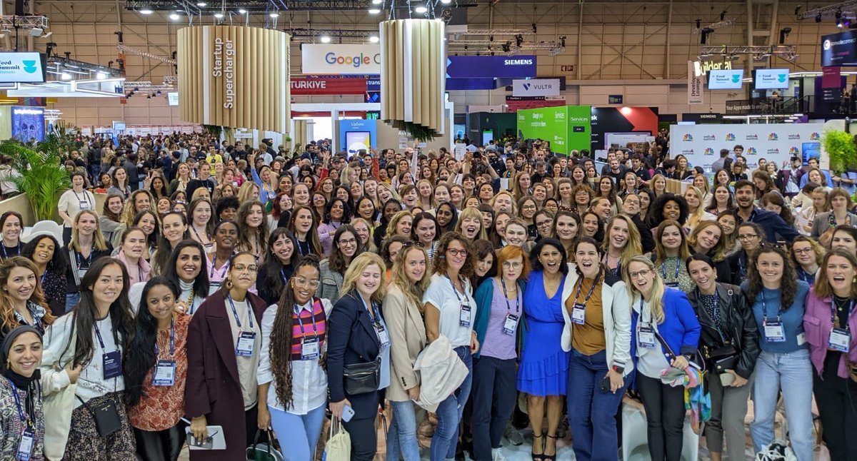 IamRemarkable_'s tweet photo. Wow, what an incredible high energy #IamRemarkable workshop at @WebSummit yesterday, with over 400 people joining in to celebrate their achievements.

If you missed it, there will be another workshop today at 1pm (GMT). 

#WebSummit #Empowerment #Inclusion https://t.co/ZhXZvNxq9z