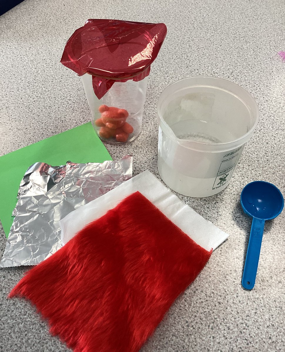 StainesPrepYr1's tweet photo. "What would be the best material for an umbrella?" We loved setting up this investigation and testing different materials. Poor teddy did get wet a couple of times! ☔ #KS1Science #StainesPrepScience #StainesPrepLearn #workingscientifically #scientificenquiry https://t.co/1o6zxqTnay
