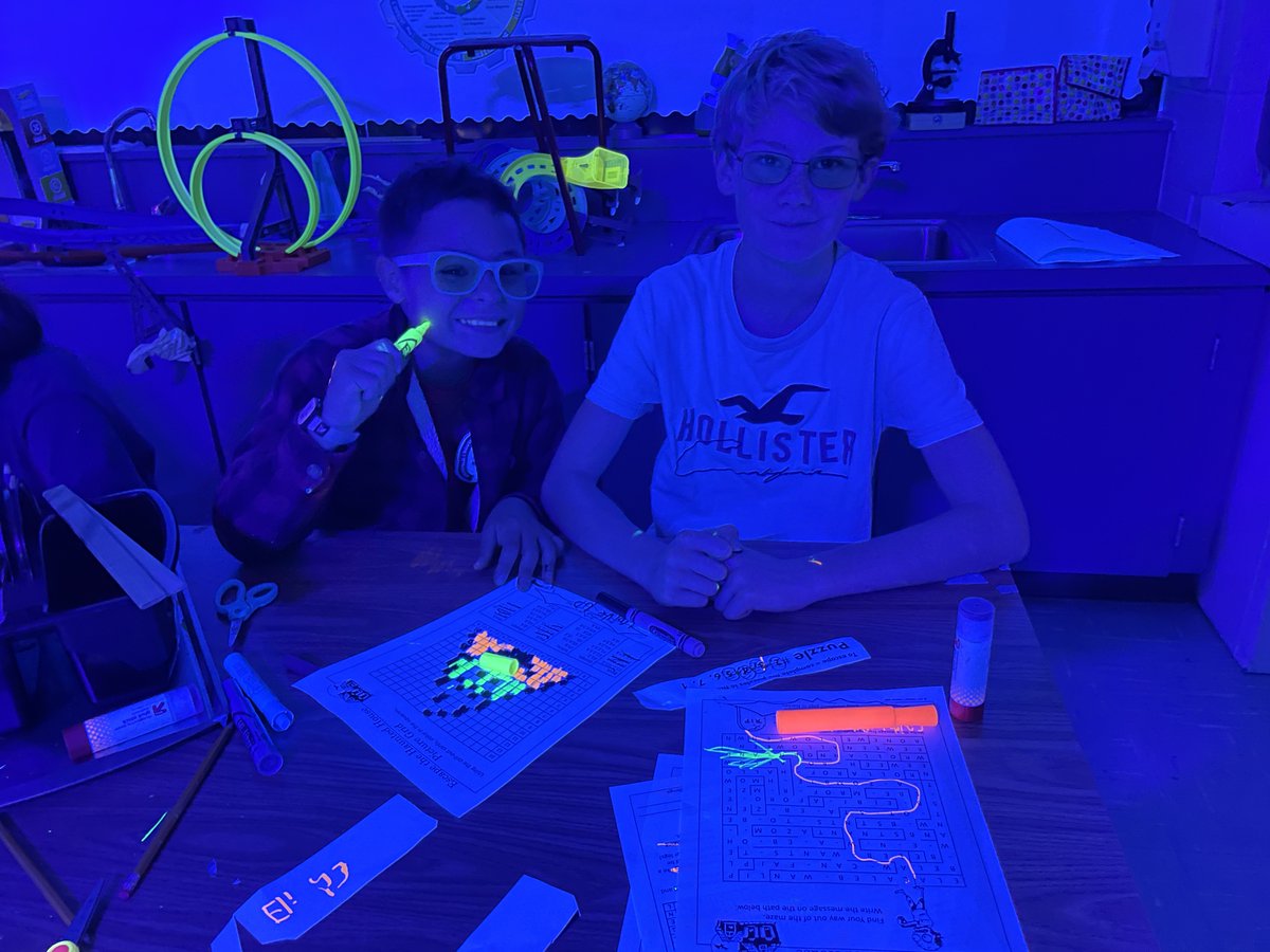 Sangster Elementary tweet media