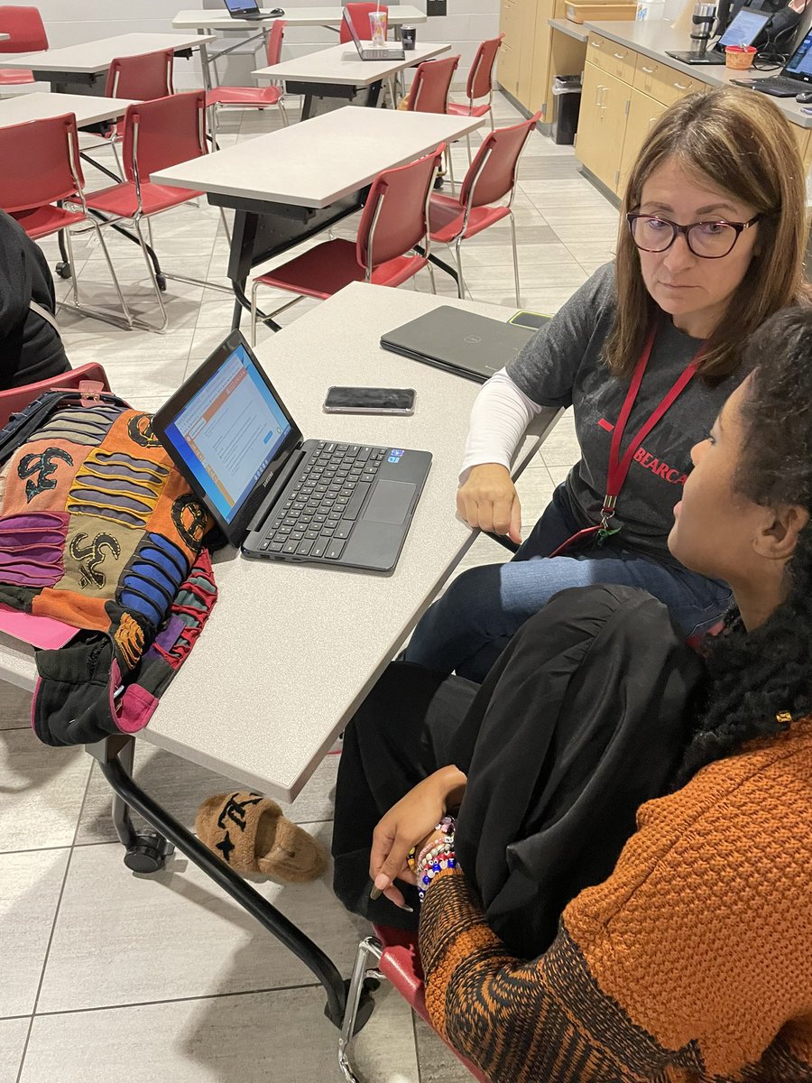 It’s a big day for our seniors….College Application Day at PHS!  We are so excited that so many students are taking advantage of this special opportunity for extra help @VikingDiffSuper <a href="/vikingBollmer87/">Mr. Bollmer</a> <a href="/DWade339/">Dan Wade</a> #vikingdiff