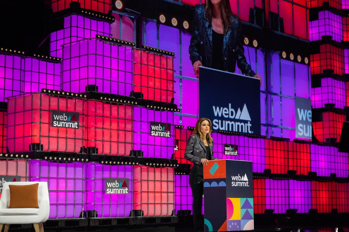 XinaAIOfficial's tweet photo. What a unique and inspirational day in Web Summit with her Majesty Queen Rania. We are delighted to represent Jordan with the Ministry of Digital Economy and to introduce Xina AI to the world!
@QueenRania
@Websummit
@JordanSource
#Xina #AI #Dialectal #websummit #websummit2022 https://t.co/xHT8RT0oRu