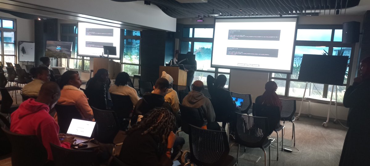 MSAmbassadorsKE's tweet photo. Amazing session by @ConsolataG taking us through power apps and all its amazing features as announced in the #MSIgnite22
You can join us using this link 👉 https://t.co/OI4aA4OZF3
@PowerplatformKe https://t.co/9cvFISY3cC