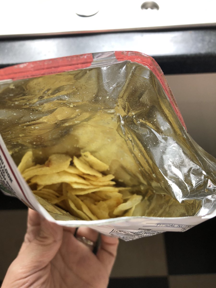 UKJollyTots's tweet photo. Hello @walkers_crisps if you are intentionally trying to ration the contents in a packet of crisps, you might want to help the environment too and reduce your packaging size. That way people can see they’re only getting 1/3 of a bag 😤 https://t.co/Jvu1GZNwuE