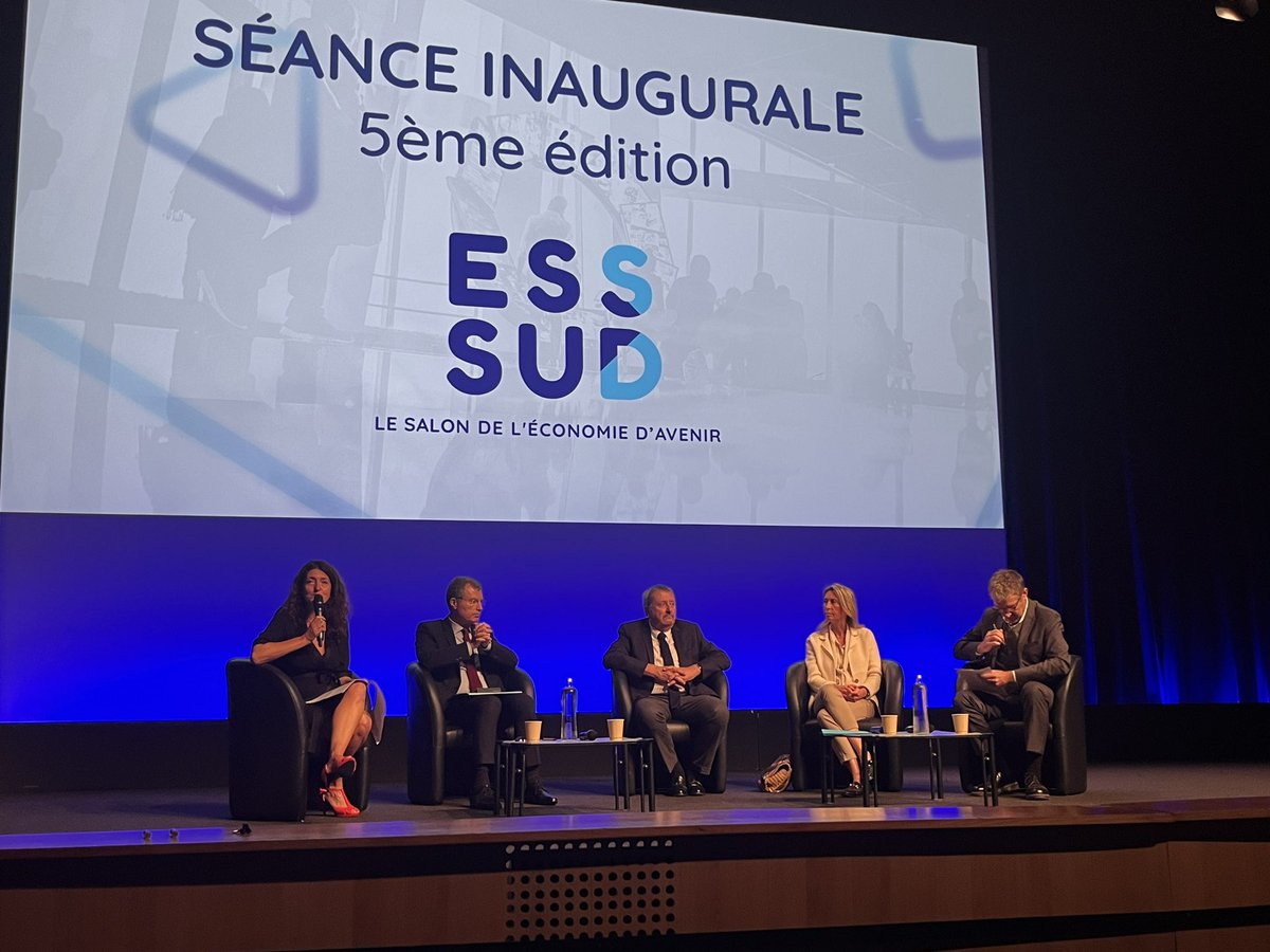 Denis PHILIPPE (@denisp_cresspac) on Twitter photo Très heureux d’ouvrir le Salon <a href="/ess_sud/">Salon ESS Sud 2022</a> ce matin. Le salon de l’économie d’avenir et des nombreuses entreprises @ESSenPACA. Merci également à Mme la Ministre <a href="/MarleneSchiappa/">🇫🇷 MarleneSchiappa</a> de son intervention. <a href="/Prefet13/">Préfet de la région Provence-Alpes-Côte d'Azur</a> <a href="/isasavon/">isabelle Campagnola Savon</a> <a href="/LaurentLhardit/">Laurent Lhardit</a> <a href="/MaRegionSud/">Région Sud</a> <a href="/marseille/">Ville de Marseille</a> Très heureux d’ouvrir le Salon <a href="/ess_sud/">Salon ESS Sud 2022</a> ce matin. Le salon de l’économie d’avenir et des nombreuses entreprises @ESSenPACA. Merci également à Mme la Ministre <a href="/MarleneSchiappa/">🇫🇷 MarleneSchiappa</a> de son intervention. <a href="/Prefet13/">Préfet de la région Provence-Alpes-Côte d'Azur</a> <a href="/isasavon/">isabelle Campagnola Savon</a> <a href="/LaurentLhardit/">Laurent Lhardit</a> <a href="/MaRegionSud/">Région Sud</a> <a href="/marseille/">Ville de Marseille</a>