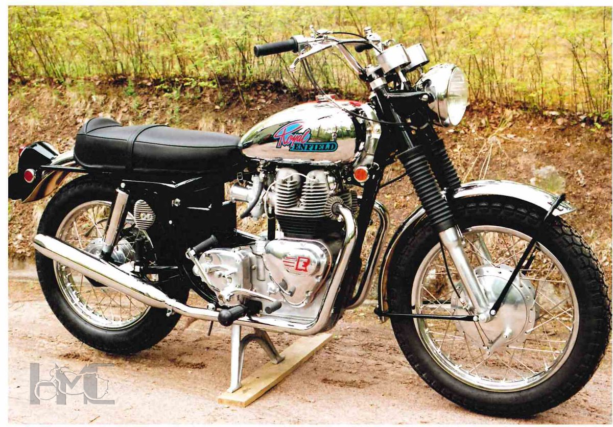 HitchcocksM's tweet photo. Awesome photograph of the excellent Intercepter. #royalenfield #royalenfieldindia #classicbike #motorcycle #england #caferacer #interceptor #650interceptor #250continentalGT #continentalGT #535continentalGT #650continentalGT #bullet #350classic #classicmotorcycle #himalayan 📸🇬🇧 https://t.co/aOhu2GE6Qb