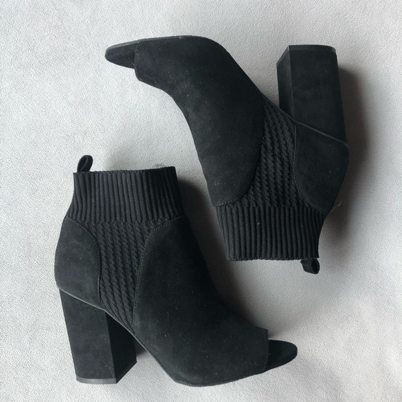 beautymerchco's tweet photo. So good I had to share! Check out all the items I'm loving on @Poshmarkapp from @healthypea #poshmark #fashion #style #shopmycloset #zyia #bp #maybelline: https://t.co/blybKzzhru https://t.co/jPRbWq2Hs9