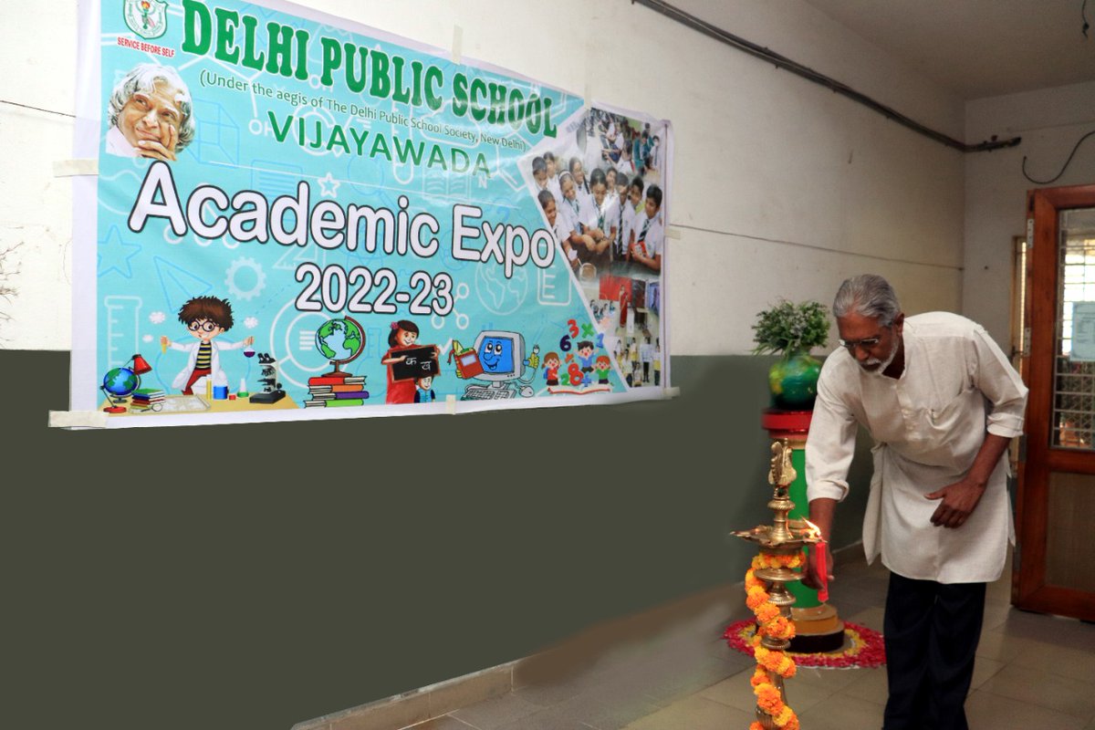 DpsVijayawada's tweet image. Hearty Welcome to the Chief Guest 𝐃𝐫. 𝐒𝐫𝐢 𝐇𝐚𝐫𝐢 𝐏𝐫𝐚𝐬𝐚𝐝 𝐀𝐧𝐧𝐞 sir.

@𝐀𝐜𝐚𝐝𝐞𝐦𝐢𝐜 𝐄𝐱𝐩𝐨 𝟐𝟎𝟐𝟐-𝟐𝟎𝟐𝟑

Follow us @DpsVijayawada 

#academicexpo #inauguration #chiefguest #heartywelcome #academicexpo2022 #academicexpoinauguration #dpsvijayawada