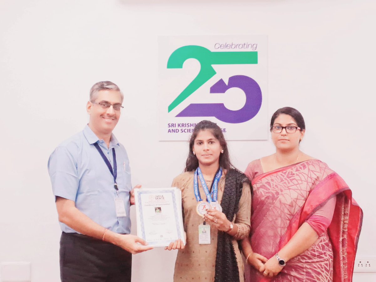 SKASC_CBE's tweet photo. Tharunyaa of I BA English has participated in the State Level Skating competition and secured One Gold and One Silver medal. She is also selected to represent Tamilnadu as a part of the State team.
#skasc #skating @narendramodi @mhrd_innovation https://t.co/Xw6pWQOai0