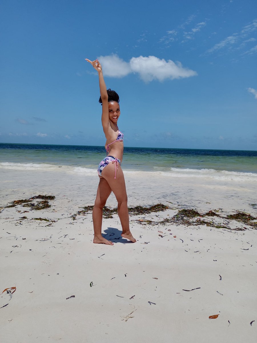 keketsokkk's tweet photo. "A master piece that mastered her peace"❤
.
.
.
#beach #skinpoppin #beachlife #ocean #zanzibar #uroabaybeachresort #latebirthdaycelebration #workleisure #water #ngwanabadimo #southafrica #vacation #vacationmode #vacaylife #vacayvibes #travel #traveling #trend #twitter https://t.co/Qz6AOi9rJs