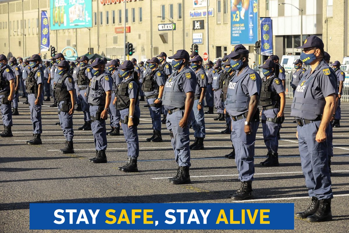 SAPoliceService's tweet photo. #sapsHQ The #SAPS Management thanks each and every member of the SAPS who will be participating in the #SaferFestiveSeason ops and urge them to remain vigilant at all times and ensure that they are operationally ready. #PoliceSafety #SafeShift ME https://t.co/fBeayJ3YnI