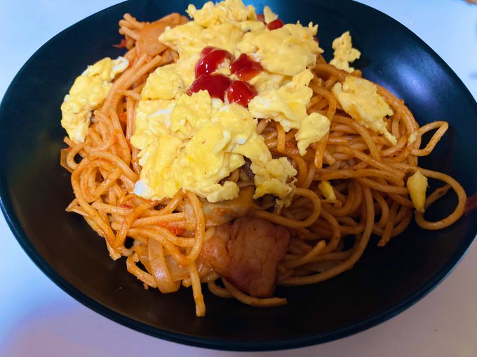 見栄えに失敗したオムナポリタン 