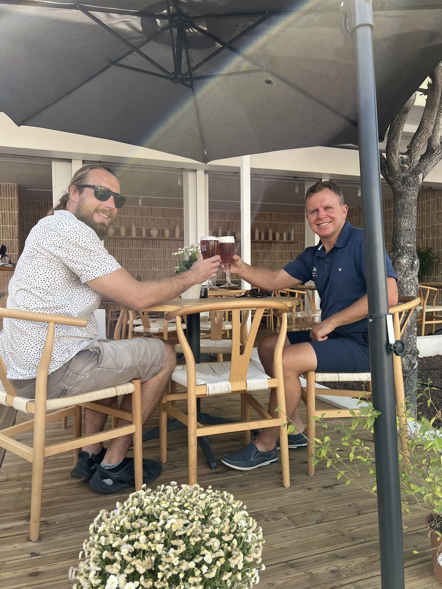 Another successful workday comes to an end. 🍻 #webdesign #tenerife