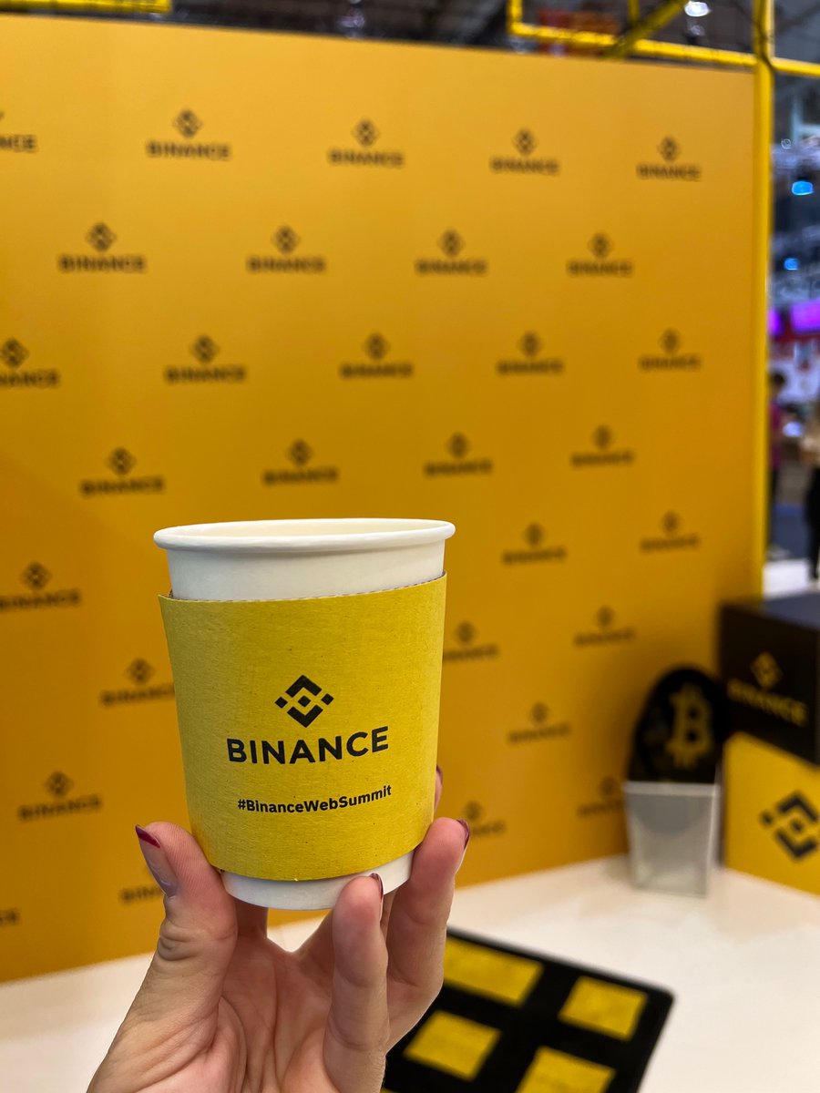 Sandrixgf's tweet image. #BinanceWebSummit 😍😍