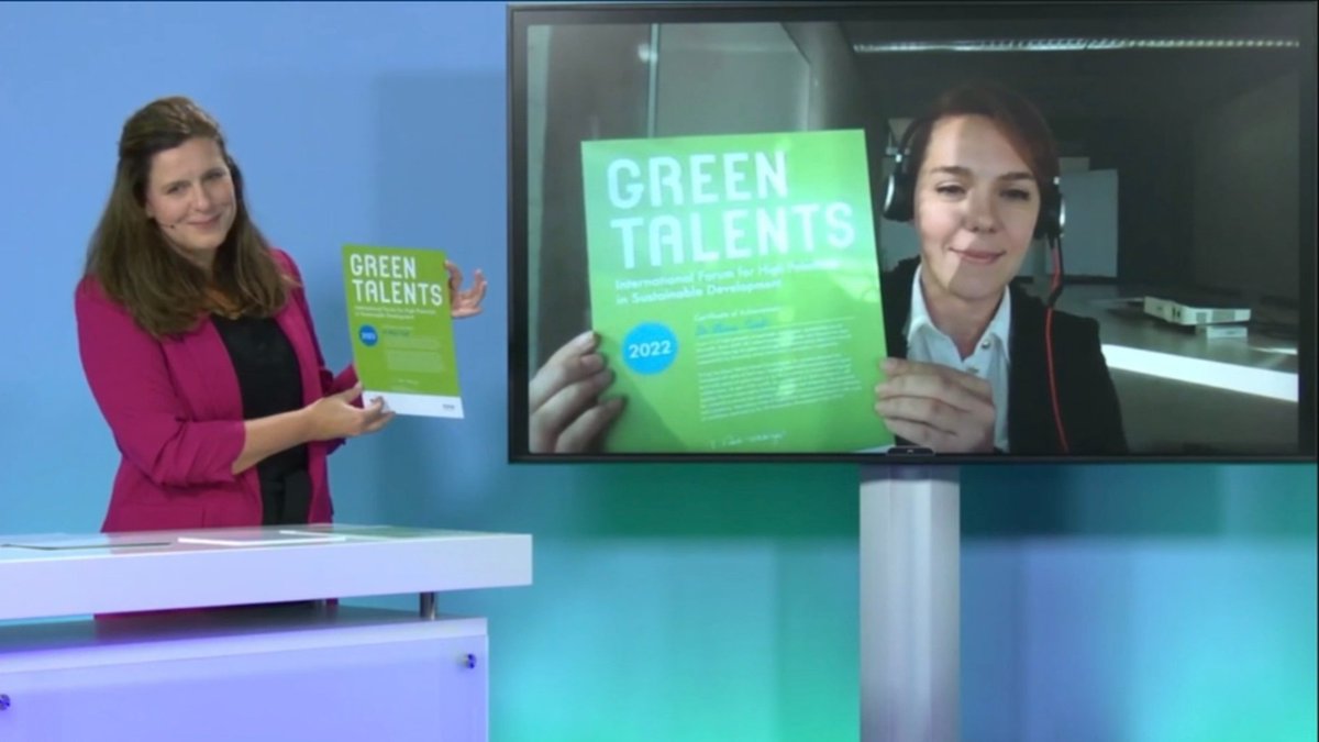 MerveTunali's tweet photo. Happy to be selected as one of the Green Talents, an award for young #scientists in the field of #sustainability, organized by the German Federal Ministry of Education and Research. #virtualscienceforum was amazing, happy to be part of it. Thank you @GreenTalents @BMBF_Bund https://t.co/bCRTjmxXsy