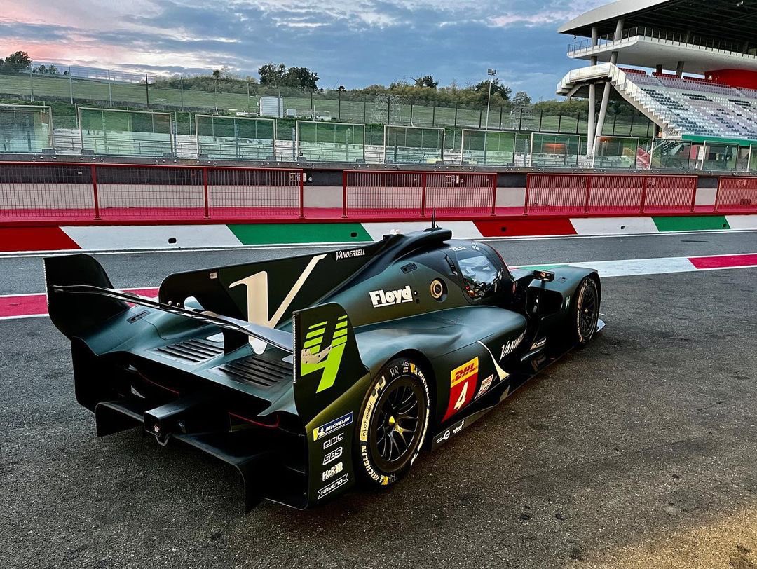 TheGTCrewOnline's tweet image. 🚨🚨🚨NEW LIVERY ALERT 🚨🚨🚨

The new @Vanwall_Racing 🇦🇹 formerly @ByKOLLES have revealed its livery of the Vanwall LMH Hypercar for the 2023 @FIAWEC season, The Austrian team was on track at the Italian Mugello track &amp;amp; will test at Paul Ricard next week.

#TheGTCrewOnline #WEC
