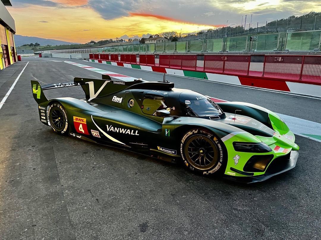 TheGTCrewOnline's tweet image. 🚨🚨🚨NEW LIVERY ALERT 🚨🚨🚨

The new @Vanwall_Racing 🇦🇹 formerly @ByKOLLES have revealed its livery of the Vanwall LMH Hypercar for the 2023 @FIAWEC season, The Austrian team was on track at the Italian Mugello track &amp;amp; will test at Paul Ricard next week.

#TheGTCrewOnline #WEC