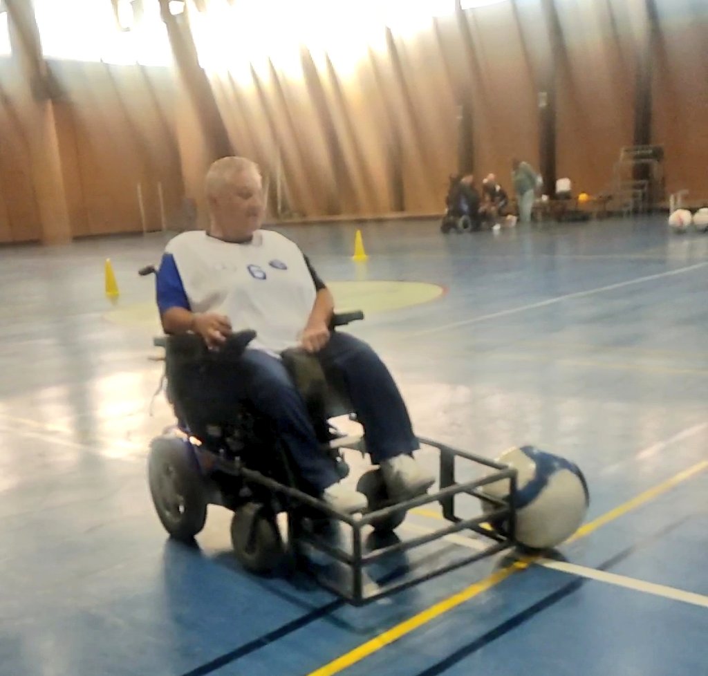 InterJaen's tweet photo. #InterFPC | ♿⚽️ Último entrenamiento de nuestr@s chic@s antes de disputar la primera jornada de la 🇪🇸 Liga @ACPFEOficial 2️⃣0️⃣2️⃣2️⃣🔹2️⃣3️⃣ que afrontan con muchísimas ganas e ilusión. 👏🏻
#DeporteSociedadEducación
#TodosSomosInter
#PoderEsDecisiónDecidimosPoder https://t.co/FfT6C5hCdN