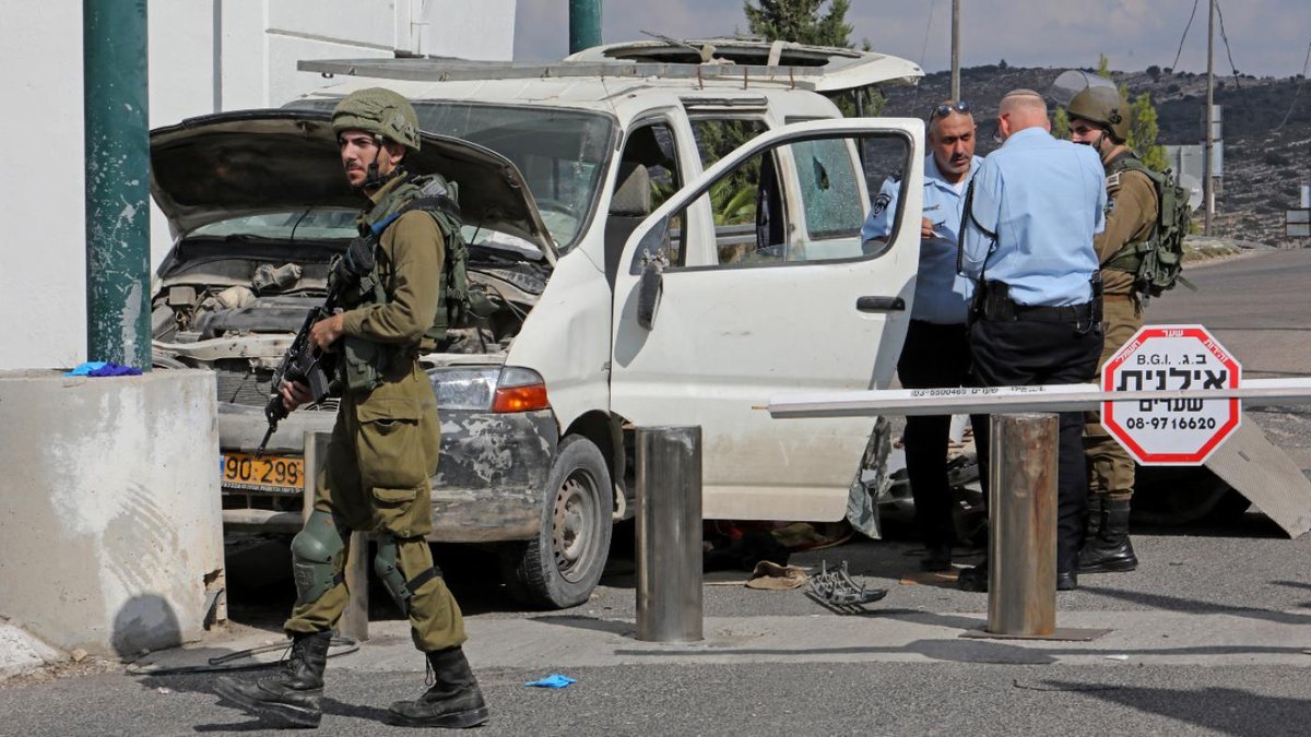 Israel lifts weeks-long lockdown on Nablus as Palestinian killed near Jerusalem bit.ly/3Uqg3a5