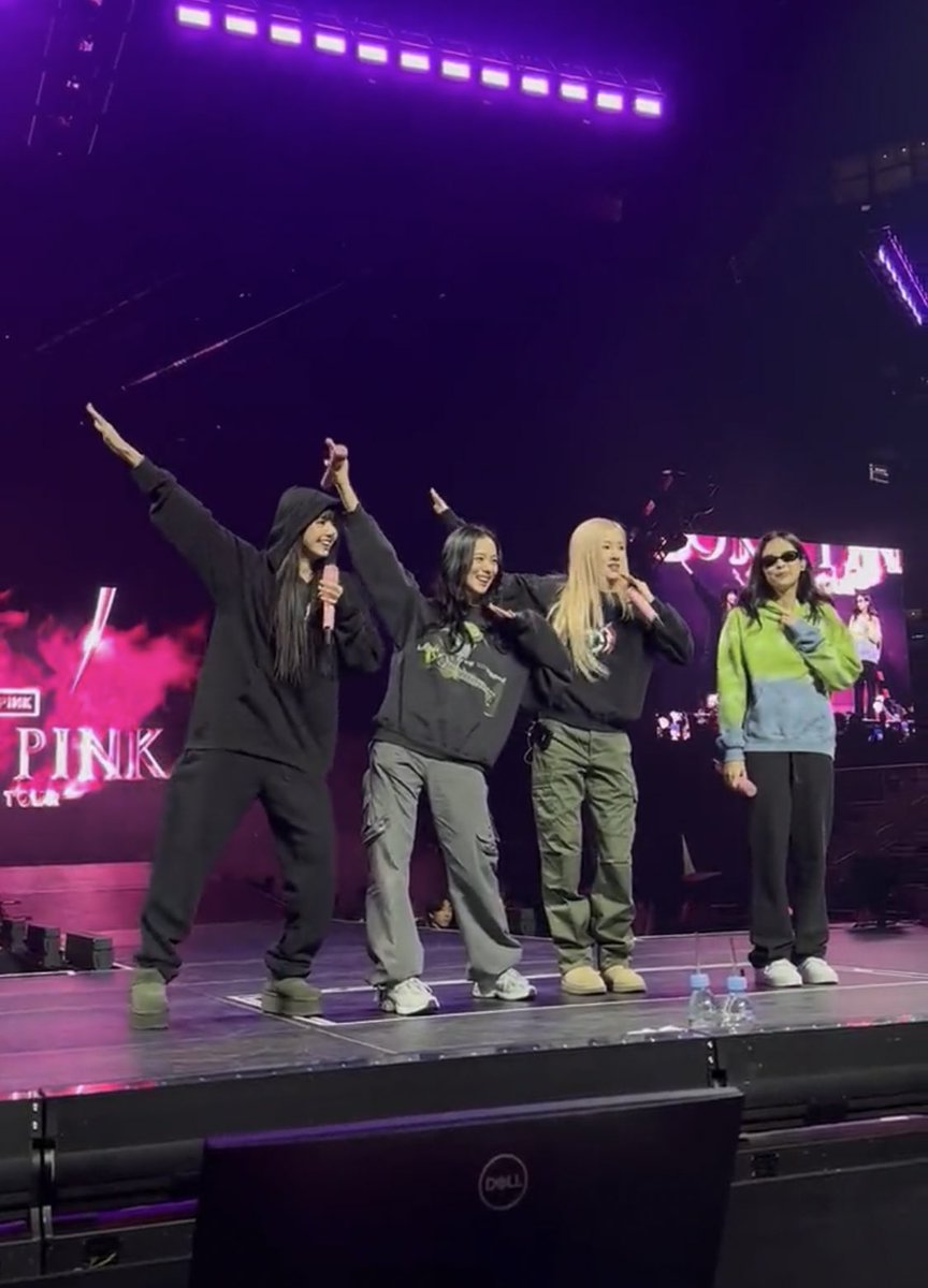 มารีทวิตเติมโหวต MAMA กันค่ะ

#MAMAVOTE #blackpink