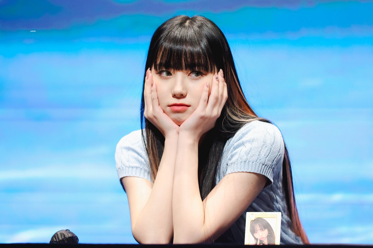palette_430's tweet photo. 220501

#이레 #Ireh #조서영
#퍼플키스 #PURPLE_KISS https://t.co/k8EhLYYPv9