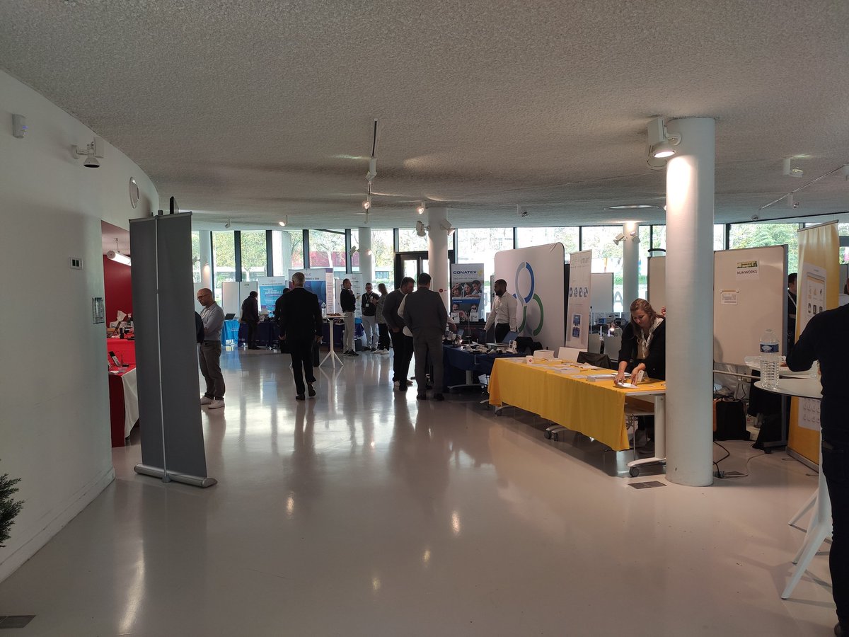 UdPPC_Lille's tweet photo. Mini-conférences, ateliers, exposants...
Tout est bien parti pour la journée à la carte du congrès #udppc2022 !
@UdPPC @univ_lille @fst_univlille @AcLille @reseauSCF @SFP_officiel https://t.co/ryr5cpBzeo
