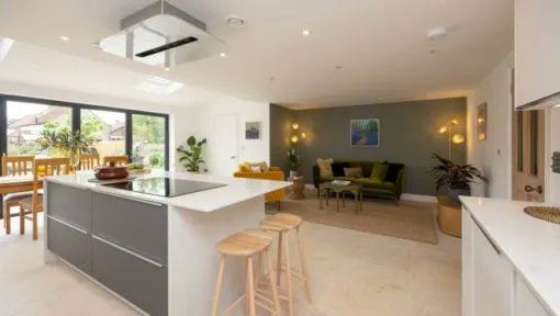 miteksa's tweet photo. It’s always nice to see Posi-Joist help transform projects, and in the latest series of George Clarkes Remarkable Renovations the off-site system takes centre stage in two of the four episodes already aired on Channel 4. https://t.co/yRdnfyxaH4 https://t.co/xeJjX1fYTd