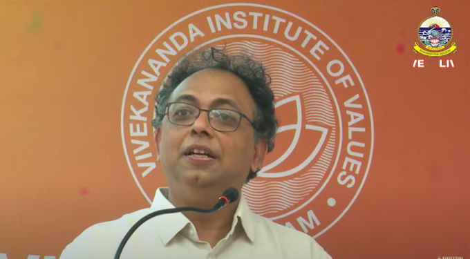 IllumineNow's tweet photo. At the launch of the ‘Vivekananda Institute for Values, Gurugram’, @sv_illumine shared his insights on how we can 'awaken values at scale' and drew from Illumine’s experience in developing scalable models – in education, large institutions and communities. https://t.co/AlbIlMfBbU https://t.co/3f5NmxJ9Od