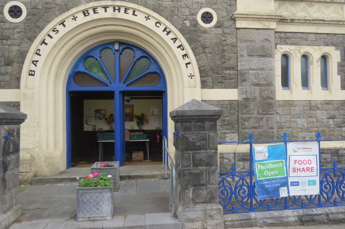 Ten short years ago, Bethel Baptist church in Pembroke Dock had dwindled to a group of eight or so elderly members meeting in the vestry.
The transformation that has taken place since then is down, above all, to faithful #prayer…
buw.wales/the-fruit-of-p…