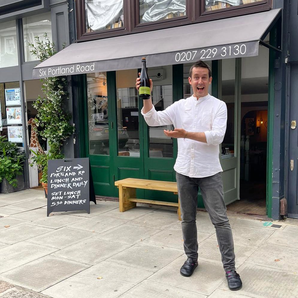 5.30-6.30pm Everyday!

Aperativo Hour
‘Early Bird Fizz’
‘Nearly Champagne’ O’clock

Glass of Bubbles on the House for all Bookings who want an Early Night. 

Who is IN?