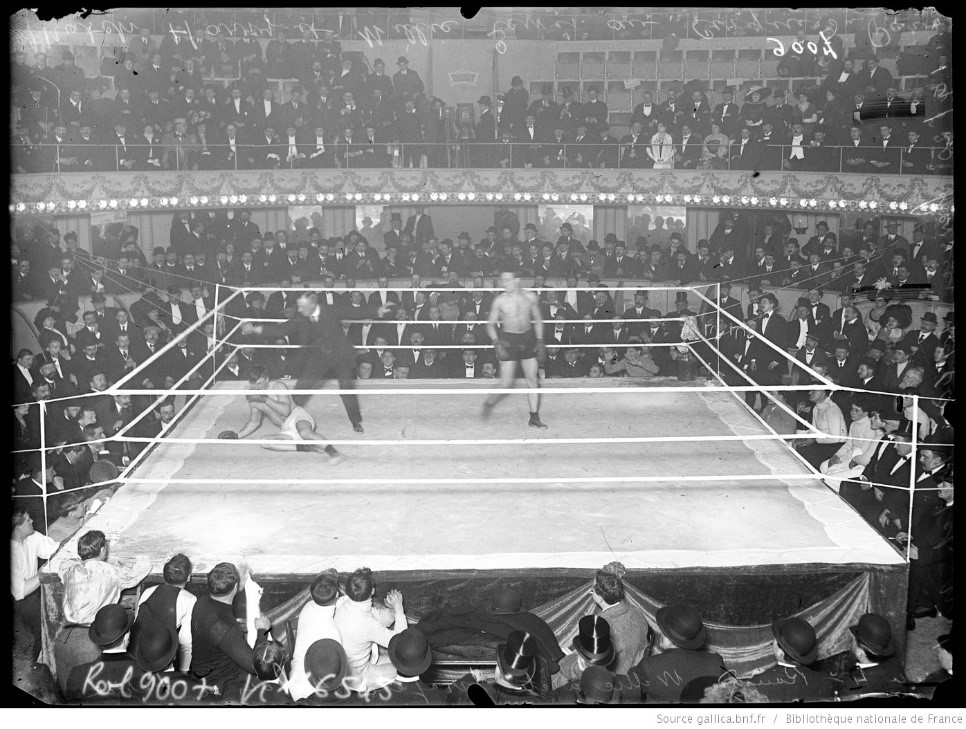 LeParatonnerre1's tweet photo. https://t.co/VQ19H1Cf9R

"Dès sa genèse, la boxe est, comme le cyclisme, un sport internationalisé."

Entretien avec @SylvainVille de @UPJV_Univ sur l'histoire de la #boxe au début du XXème siècle.

#sport https://t.co/Gawach4oHN