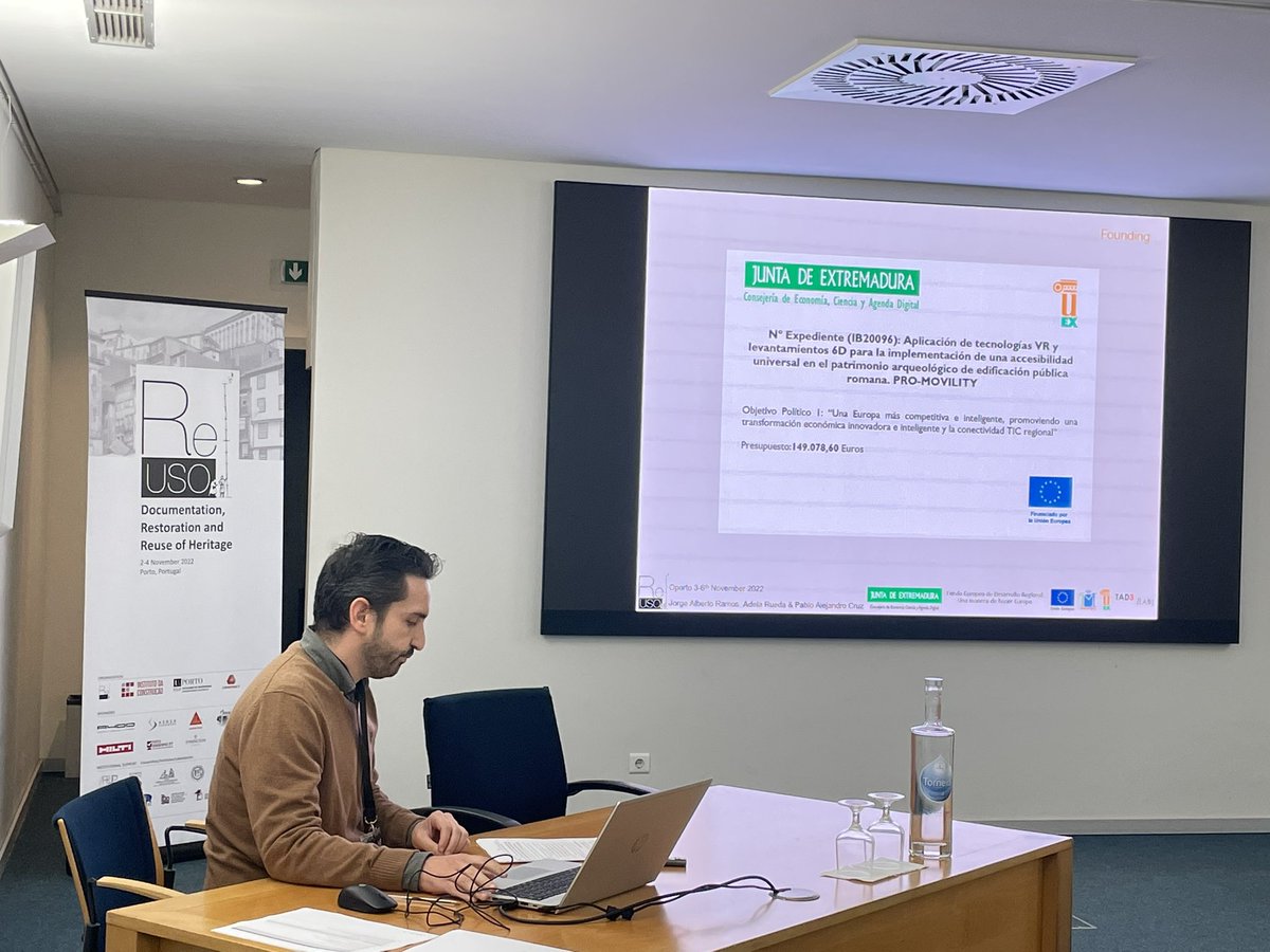 Tad3Lab's tweet image. Empiezan las conferencias de los investigadores de @EPCC_Unex en Reuso 2022 Oporto. En primer lugar el proyecto de investigación PROMOVILITY con Jorge Ramos egresado y PCI  @AlumniUEx @jtorreci 👏👏👏👏 haciendo Extremadura @MeridaCiudad