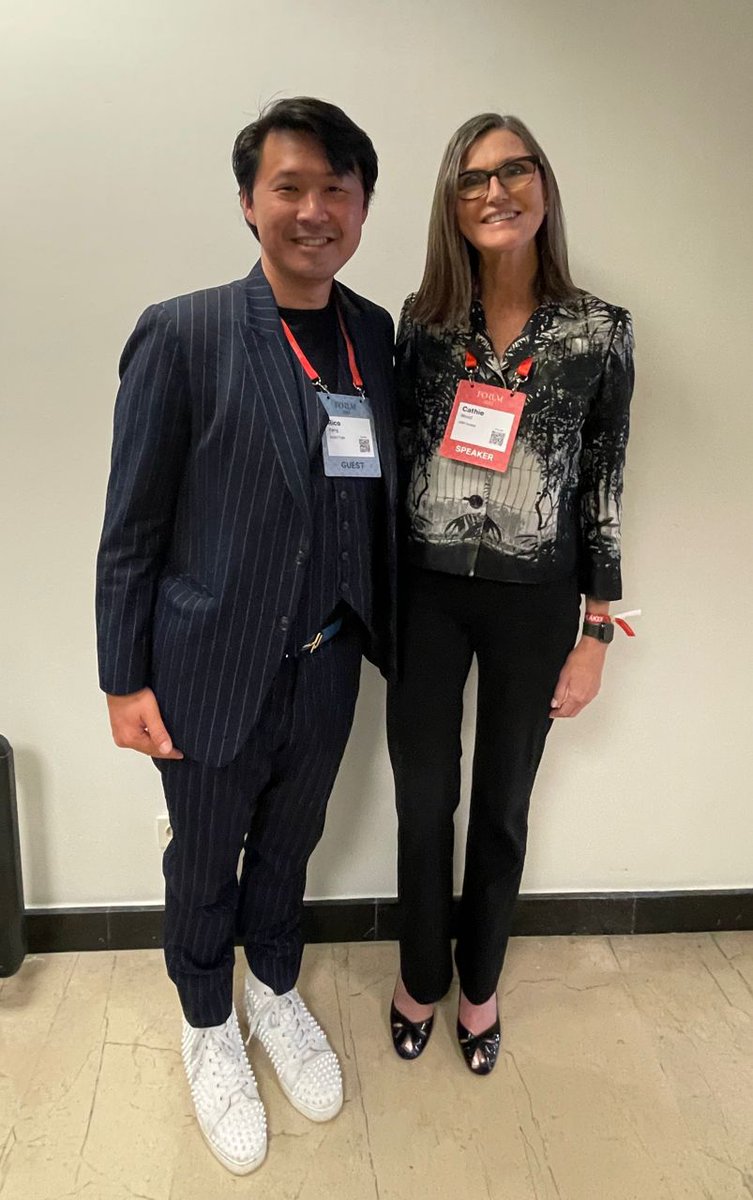 SanctumGVC's tweet photo. We are delighted to be part of the @websummit

Check out our Founder &amp; Group CEO @ricopangasia w/ @binance CEO @cz_binance, @ARKInvest CEO, @CathieDWood &amp; former professional footballer, @GilbertoSilva!

#SanctumGlobalVentures #EmpoweringBusinessesGlobally #Websummit2022 #Lisbon https://t.co/ALCEhZBpip