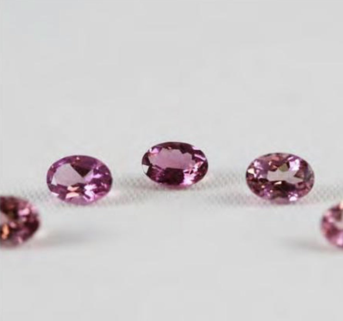 Joyería 
Descubre más sobre la Turmalina, mineral del mes. 
Escrito por: Dariena González Varona
Lee el artículo completo en:
diplomaticworldmagazine.com 

Medio del Grupo Decisión Media 
grupodecisionmedia.com 

#Panamá #Motor #lamborghini #magazine