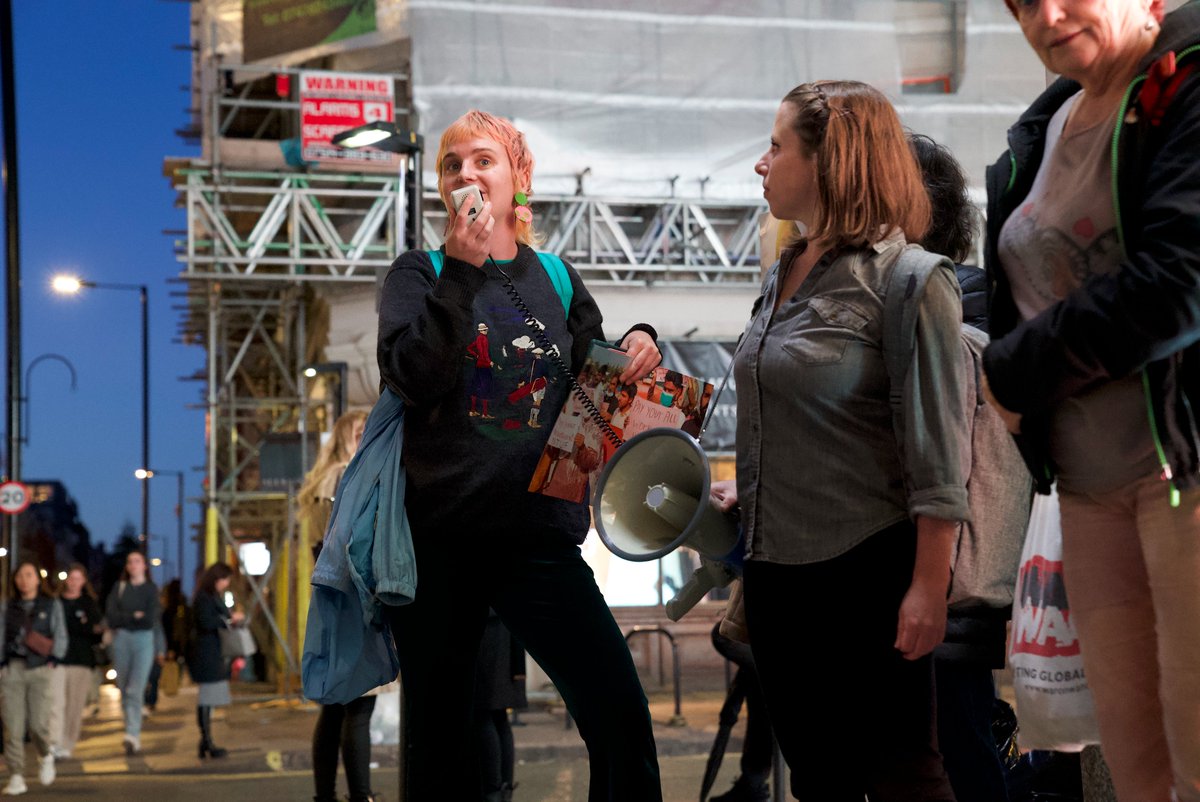 Thanks to all those who joined us last week for our walking tour of Oxford Street — spotlighting UK high street brands that are making huge profits for shareholders at the expense of workers' wages and conditions. #PayYourWorkers

🧵Which brands did we pay a visit?👇