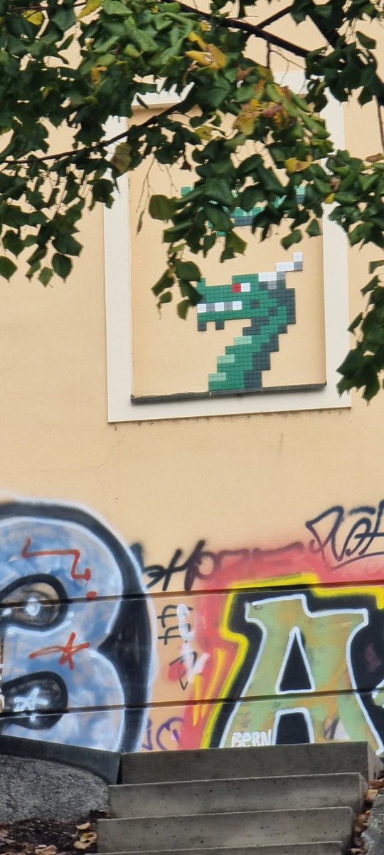 crybtor_inc's tweet photo. NFT from Ljubjana at the Dragon Bridge https://t.co/ue4GZ5ODAS