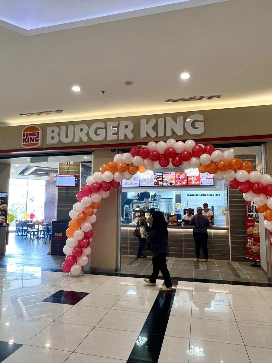 daisystar83's tweet photo. Congratulations @BurgerKing_MY on your 100th outlet in the heart of Inanam, Sabah #burgerking #malaysia #sabah https://t.co/Svo29ACgRF