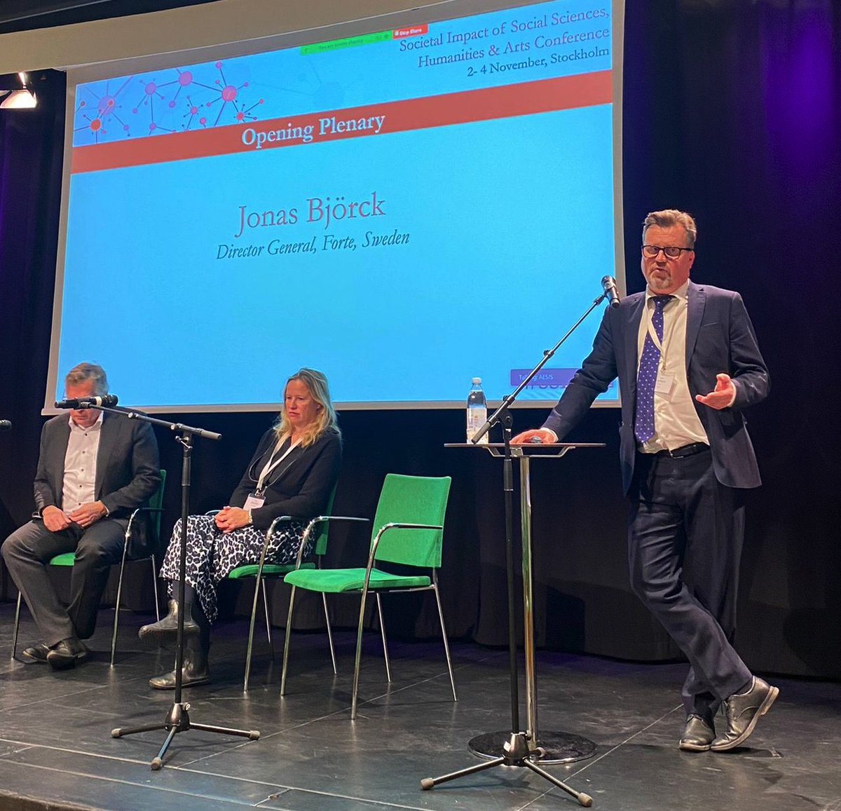 AesisNet's tweet photo. We begin Day 2 of our conference with an opening plenary on 'Most Prominent Obstacles for Improving Societal Impact of SSHA,' where we hear from our speakers @wmijnhardt @bjorck66 @NickyBtenten about the challenges they've engaged with in their research institutions.

#SSHA22 https://t.co/T4QPAGkBZs