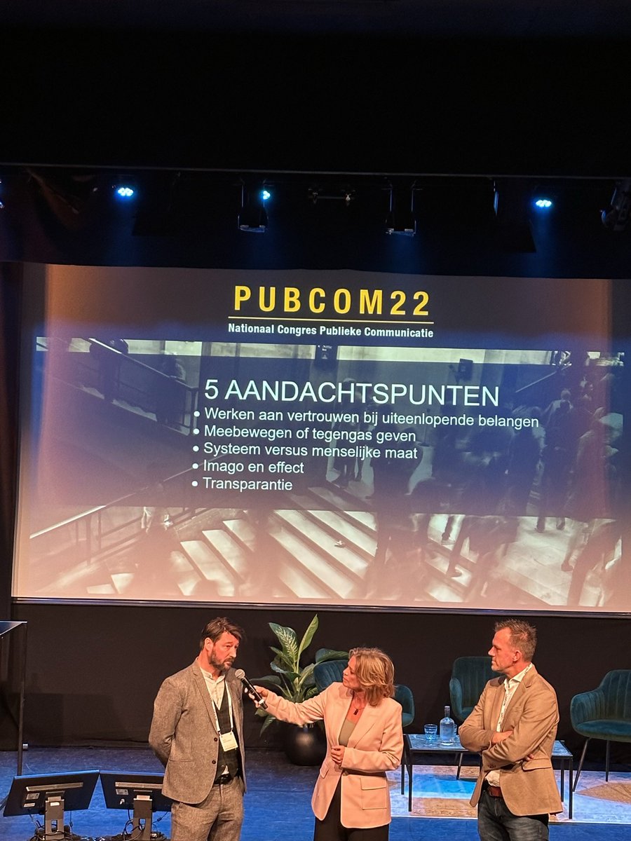 MoniquevVliet's tweet photo. Publieke Communicatie: forse uitdagingen in deze transitietijd.. #pubcom22 @Logeion communicatieprofessionals met passie maken het verschil! @babbagecompany https://t.co/SFnB5zzvlP