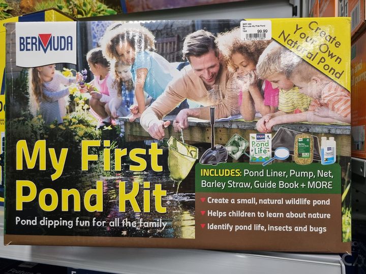DGCScarb's tweet image. We love this @bermudawatergardens My First Pond Kit. #ThumbsUpThursday👍Explore, Learn and Interact with Nature by creating your very own small, natural wildlife pond. #PondKit #PondDipping #Nature #Wildlife #GiftIdea #DeansGardenCentre #GardenCentre #FamilyBusiness #Scarborough