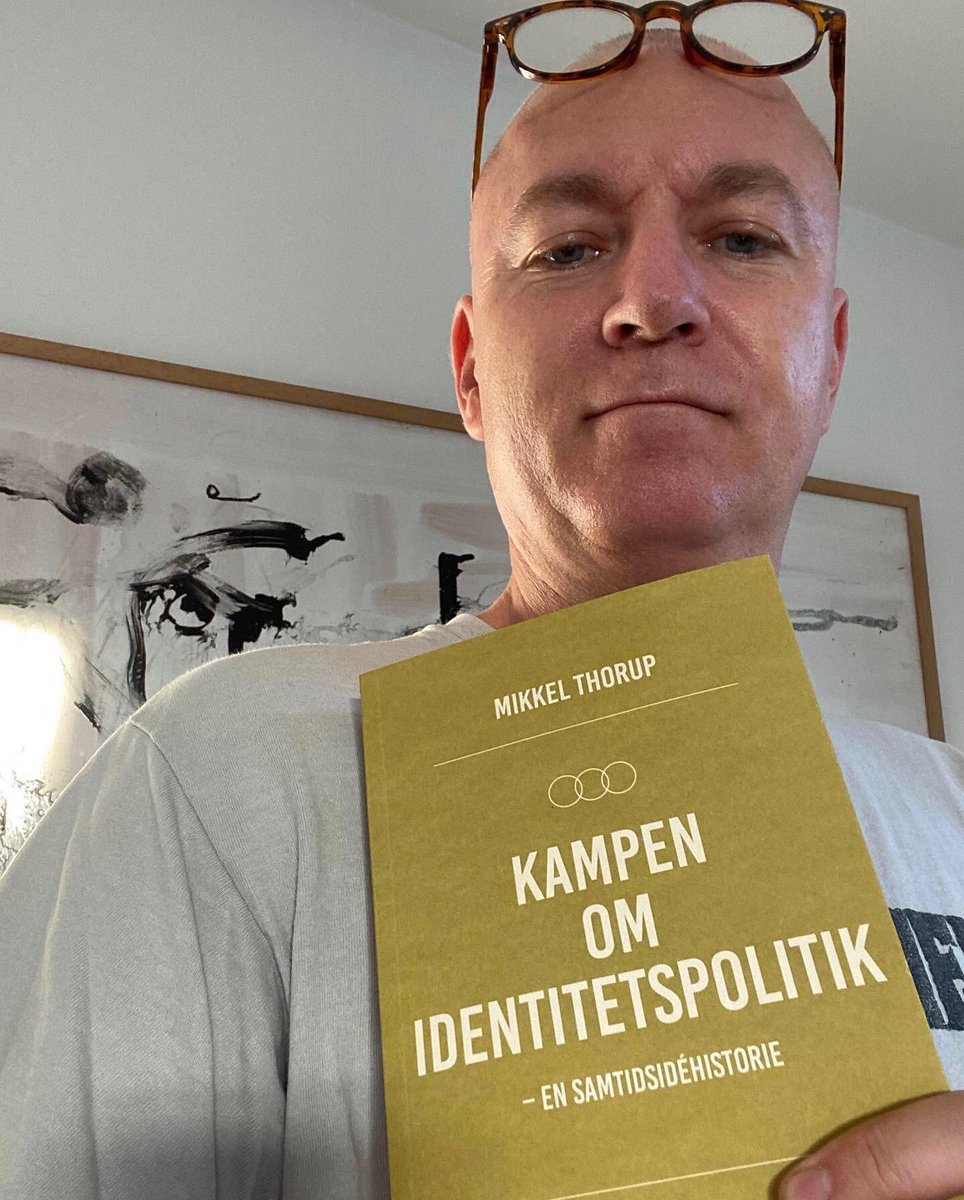 Få mere klarhed over den forvirrende – og forvirrede – debat om identitetspolitik. Mikkel Thorup fortæller om ’Kampen om identitetspolitik’ på Bogforum fredag 12.00 i samtale med Rune Lykkeberg, lørdag 12.30 i samtale med Adam Paulsen og lørdag 15.25.