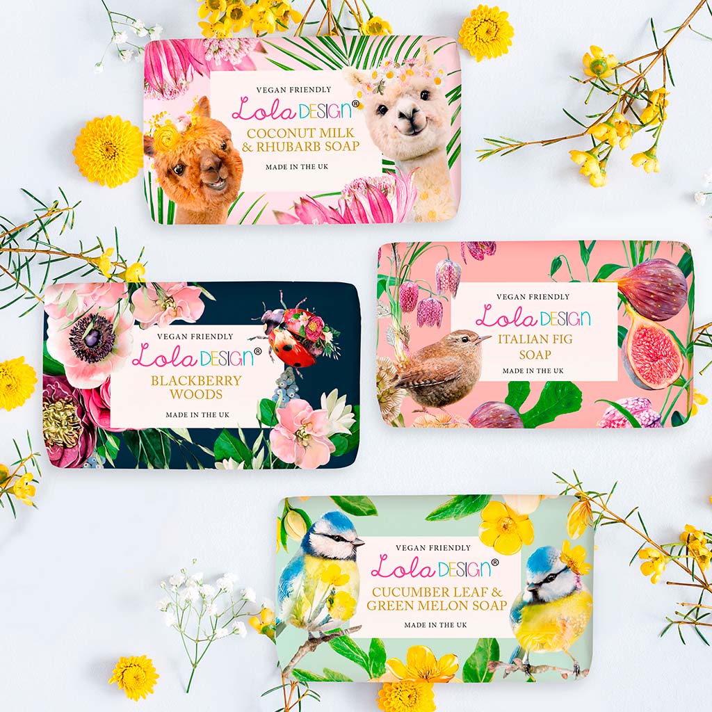Sweet sweet aroma of NEW SOAPS! ekkkkkkk! 
Yes they have arrived and they are delish. 
 
The new fragrances are-
* Coconut milk and Rhubarb soap
* Blackberry woods soap
* Italian fig soap
* Cucumber leaf and green melon soap