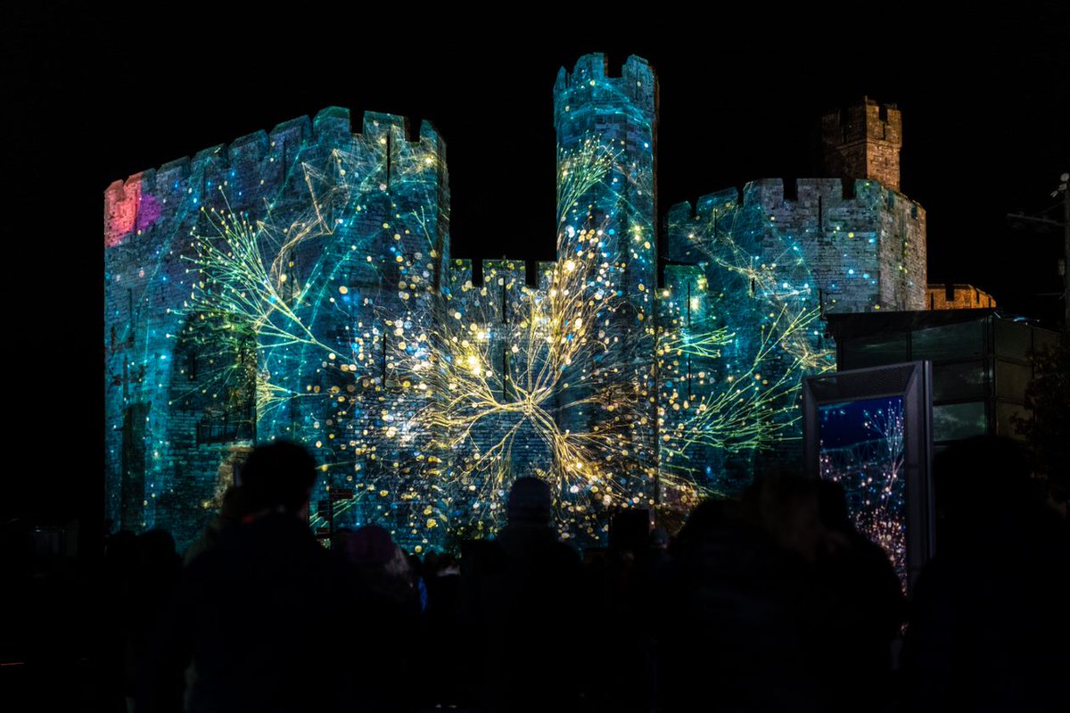 We're thrilled to announce that #AboutUs2022 is heading to @TowerOfLondon with a spectacular show that will take you on a thrilling journey through 13.8 billion years of history 🤩 Catch the show every evening from 16 to 19 Nov. It will run every 30-minutes from 5.30pm to 9.30pm