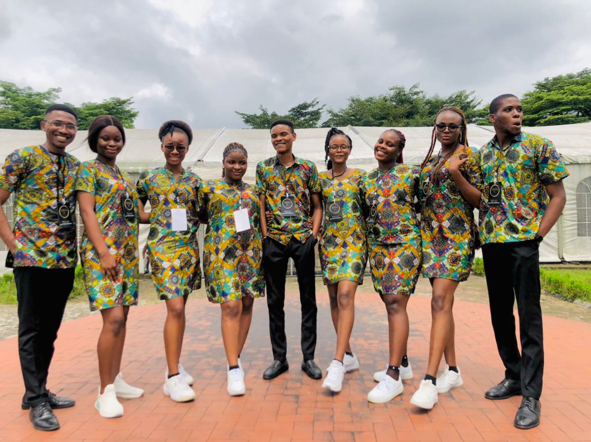 Mary94578's tweet photo. About last weekend... 
Jewel Ushering Services were at sheergrace arena for a traditional marriage... Congratulation lovely couple 💚 trust us to handle ur events well... Your satisfaction is our Priority 🤝
#Ushersinnigeria
#Ushersinakwaibom
#Ushersinuyo
#Weddingushers
#Owambe https://t.co/OMGVhiNgG3